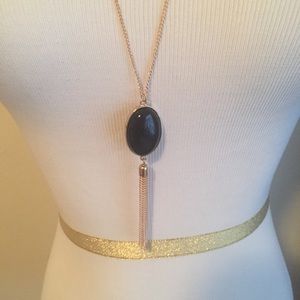 🌸Black and gold Cabochon tassel necklace